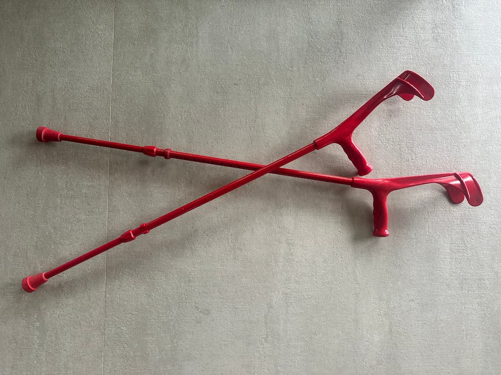 Forearm crutches for ACL surgery recovery